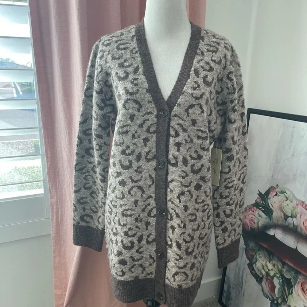 NWT RD Style Leopard Print Cardigan Sweater